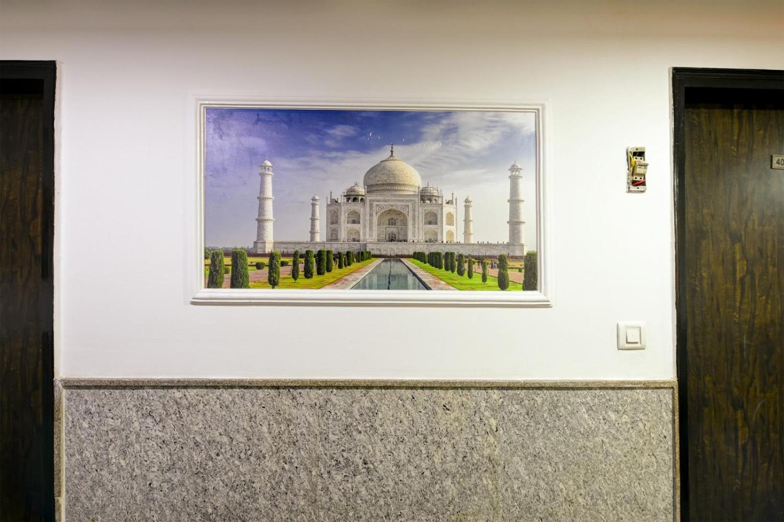 The Bellwood Suites Near Igi Airport Нью-Дели Экстерьер фото